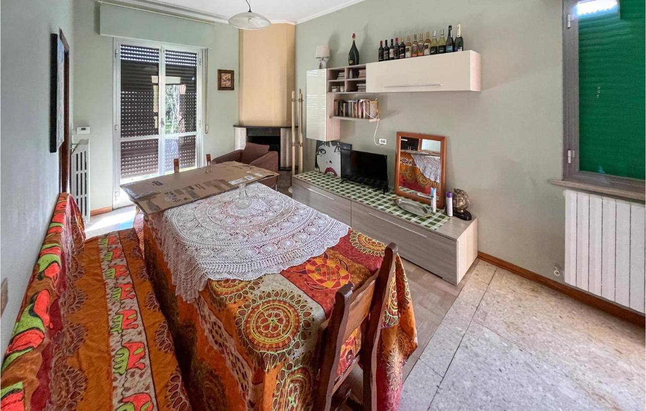 Gorgeous Apartment In Marina Di Santangelo Silvi Marina Esterno foto